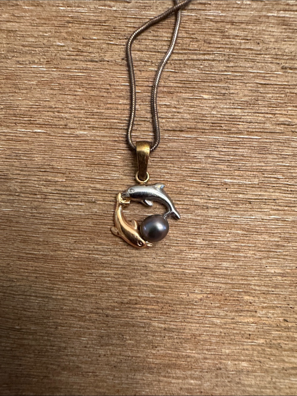 Two-Tone Dolphin Pendant Necklace with Gray Pearl
